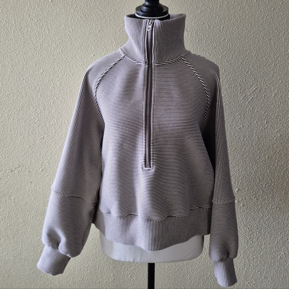 Varley Milano Half Zip Sweatshirt Size Medium - Picture 2 of 7